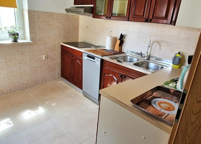 Katica דירה קרק